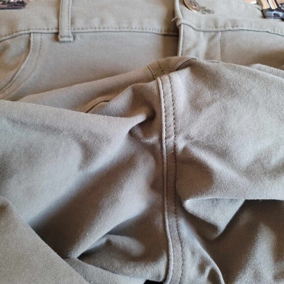 George brand Army green stretchy cargo pants. - Picture 6 of 7
